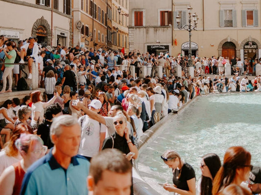Beware: Tourist Season Is Pickpocket Season