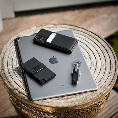 Flagrant x Ekster Wallet