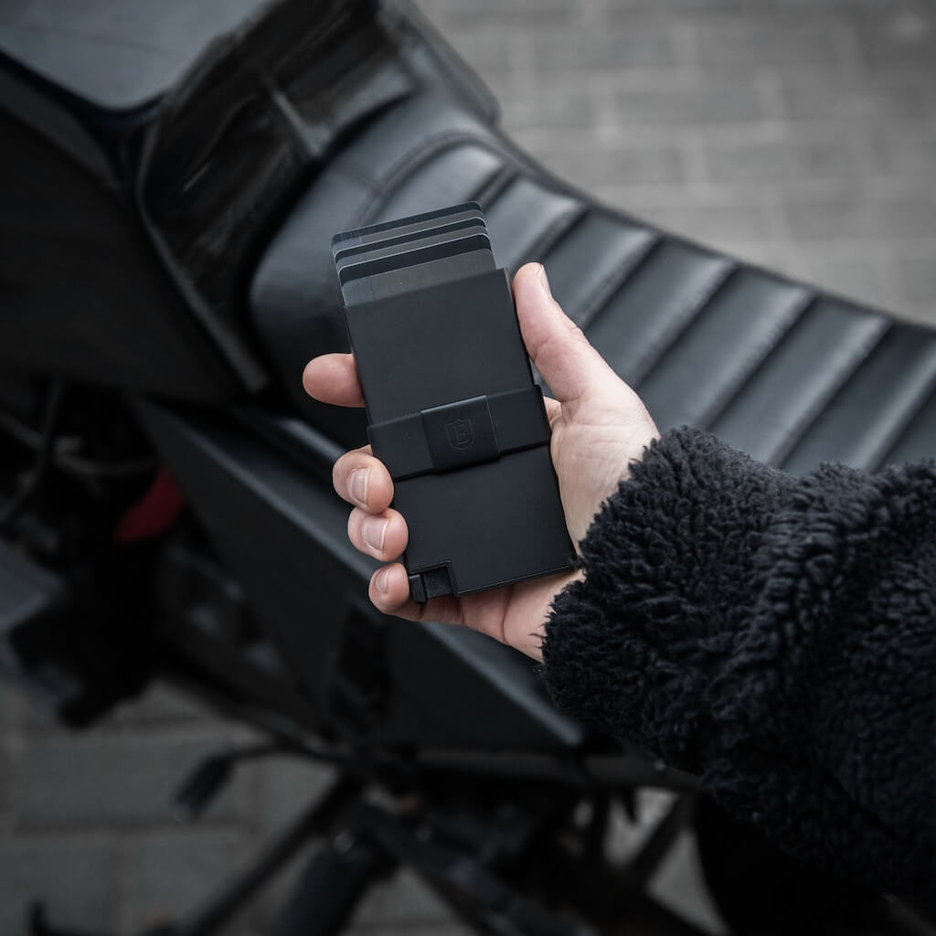 Ekster Cardholder - VIP Offer