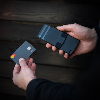 AJS Wallet x Ekster