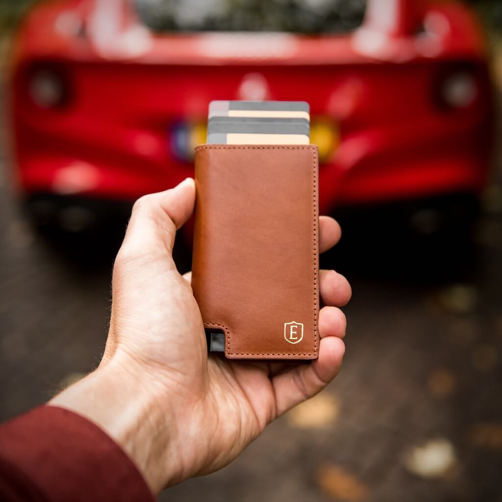 Ekster Wallet + FREE Finder Card - VIP Offer